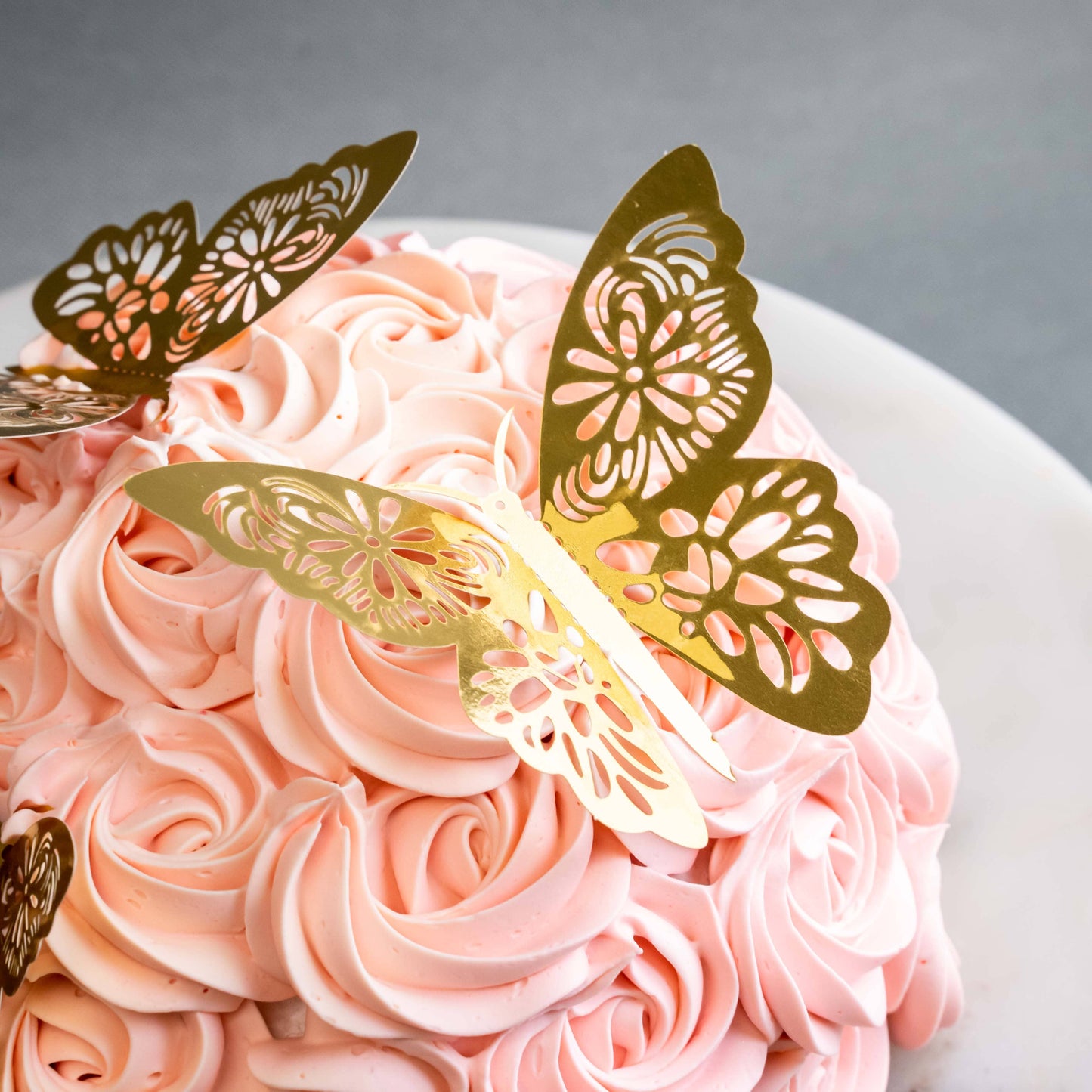 Golden Love of Butterfly Cake 6"