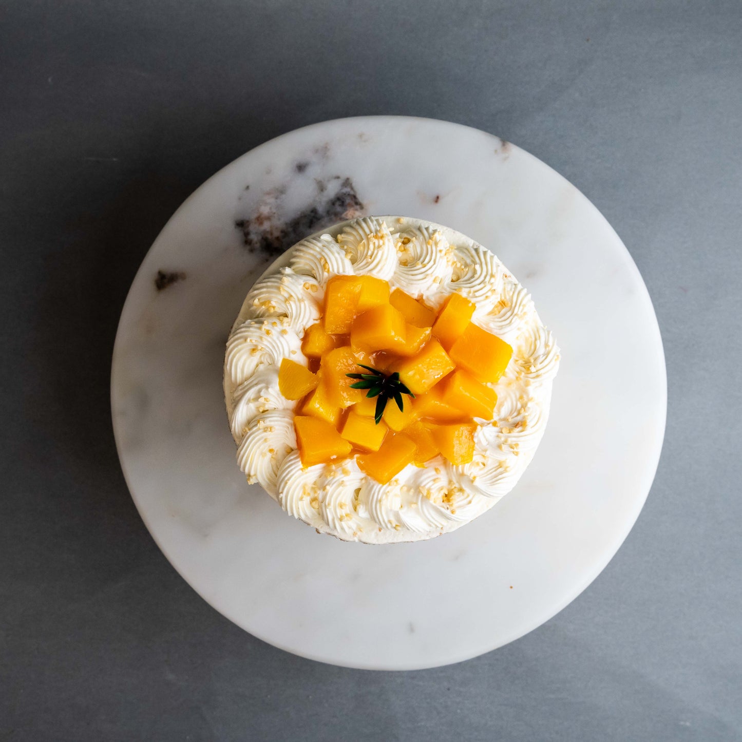 Mango Wonderland Cake