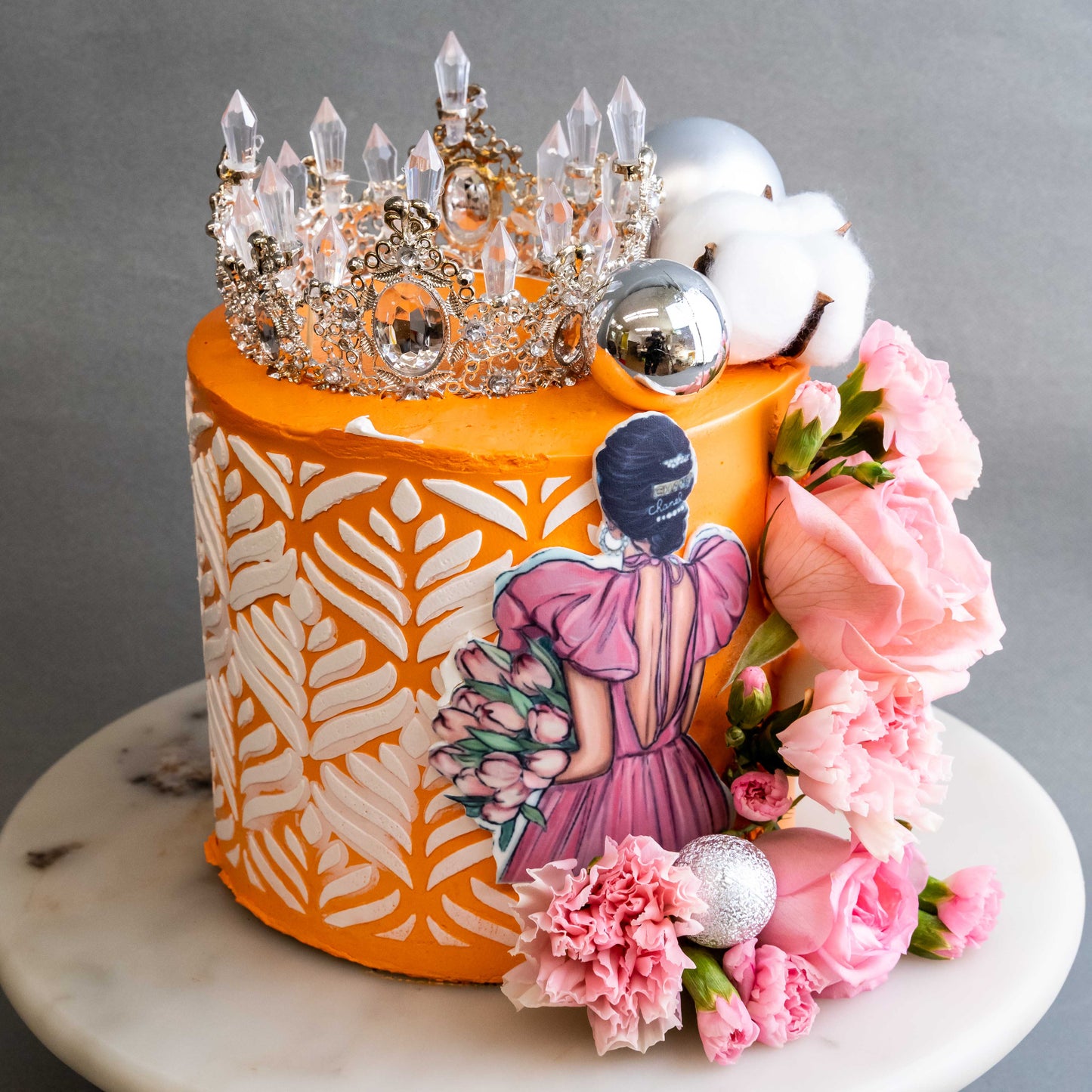 My Queen Designer Cake 6"